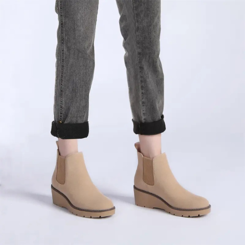 BOTAS CON PLATAFORMA ELÁSTICA Y SUELA ANTIDESLIZANTE CON CUÑA SIN CORDONES DE INVIERNO PARA MUJER
