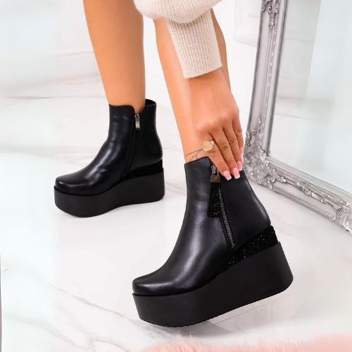 BOTINES NEGROS CON TACON ALTO Y BRILLO PARA MUJER