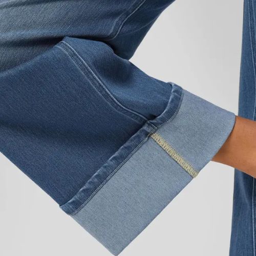 PANTALONES VAQUEROS INFORMALES LAVADOS DE CINTURA ALTA CON BOLSILLOS, BAJO ENROLLADO Y PIERNA ANCHA PARA MUJER.