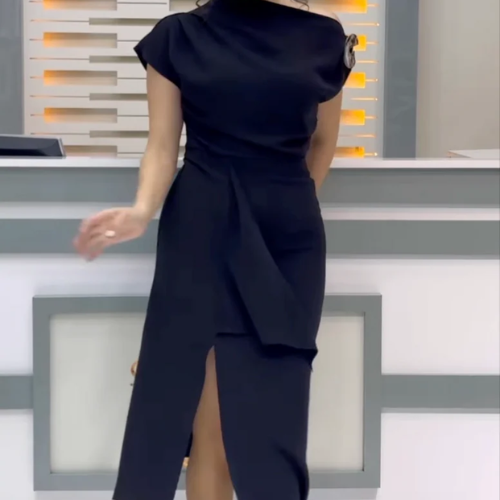VESTIDO SUELTO CON MANGAS CORTAS