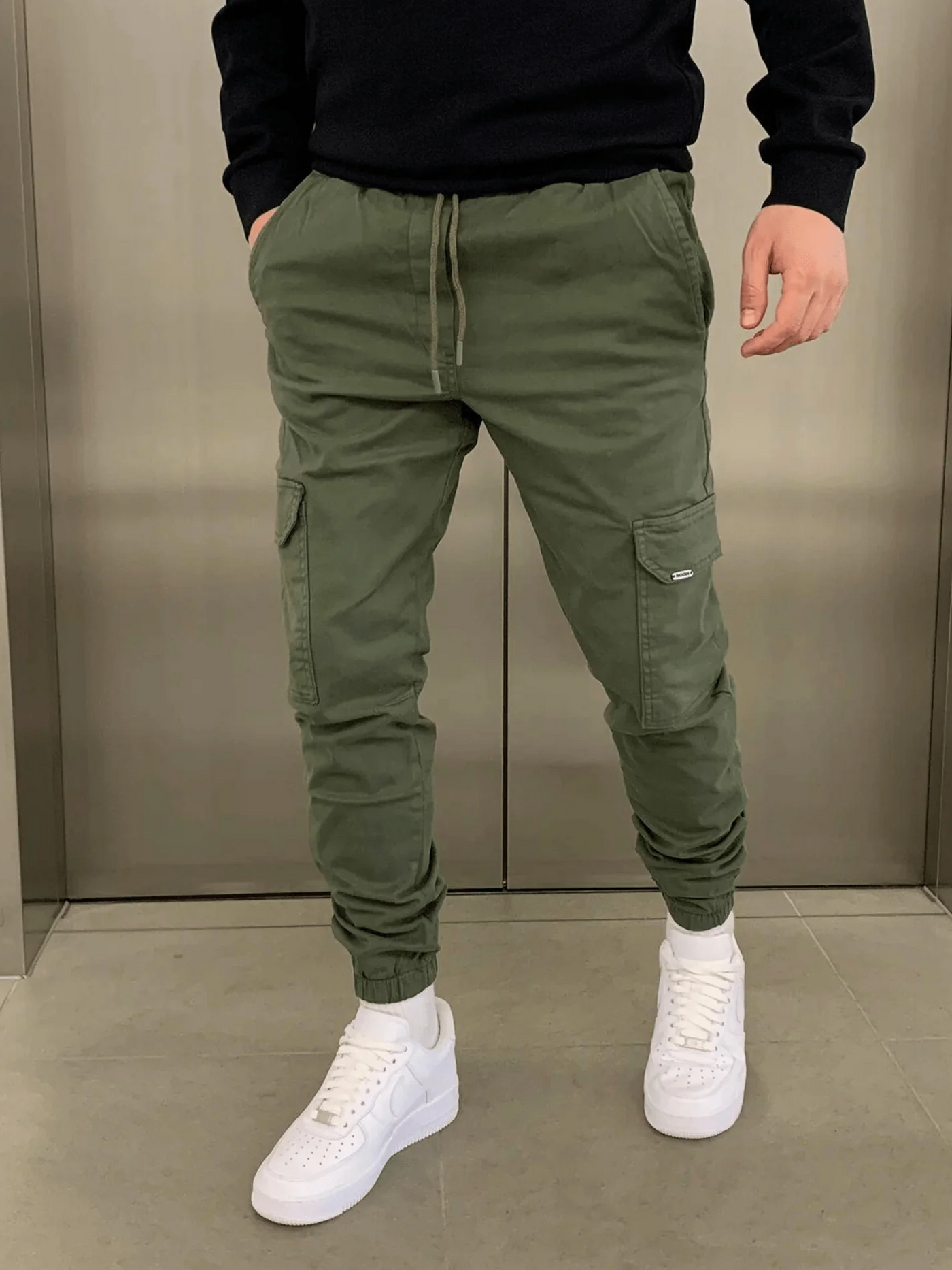 PANTALÓN CARGO DEPORTIVO PARA HOMBRE